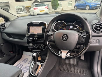 Used Renault Clio 2015 for sale - 76112506: Photo 2