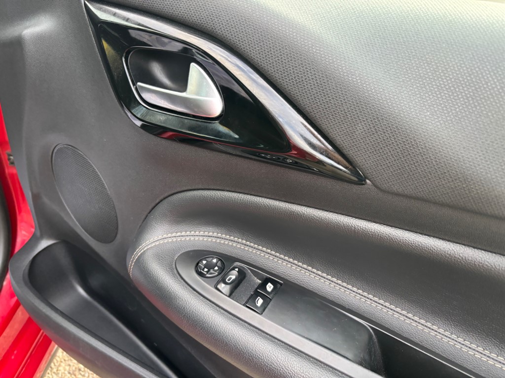 Used DS Automobiles DS 3 2017 for sale - 76672672: Photo 16