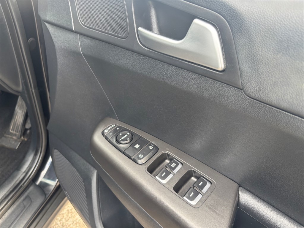 Used Kia Sportage 2017 for sale - 76895004: Photo 14