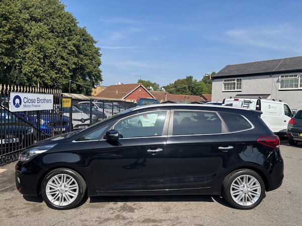 Used Kia Carens 2017 for sale - 76209077: Photo 12
