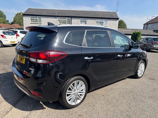 Used Kia Carens 2017 for sale - 76209077: Photo 19