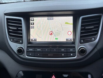 Used Hyundai TUCSON 2017 for sale - 76476288: Photo