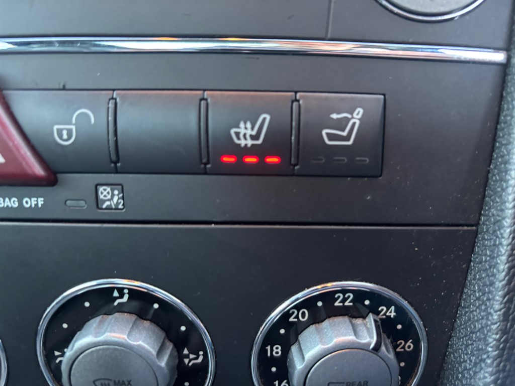 Used Mercedes-Benz SLK 2009 for sale - 76818098: Photo 12