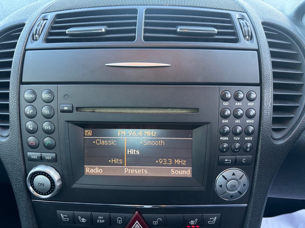 Used Mercedes-Benz SLK 2009 for sale - 76818098: Photo 13