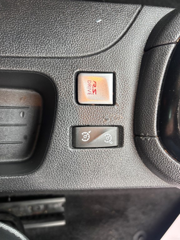 Used Renault Clio 2016 for sale - 76487683: Photo 14