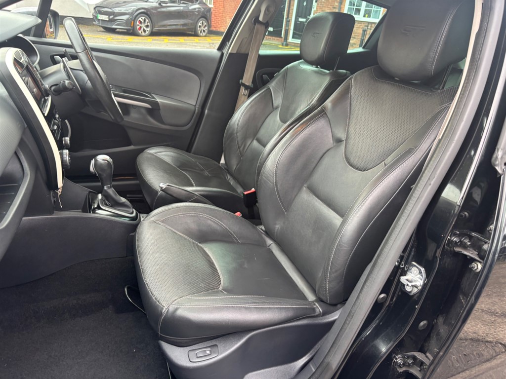 Used Renault Clio 2016 for sale - 76487683: Photo 20