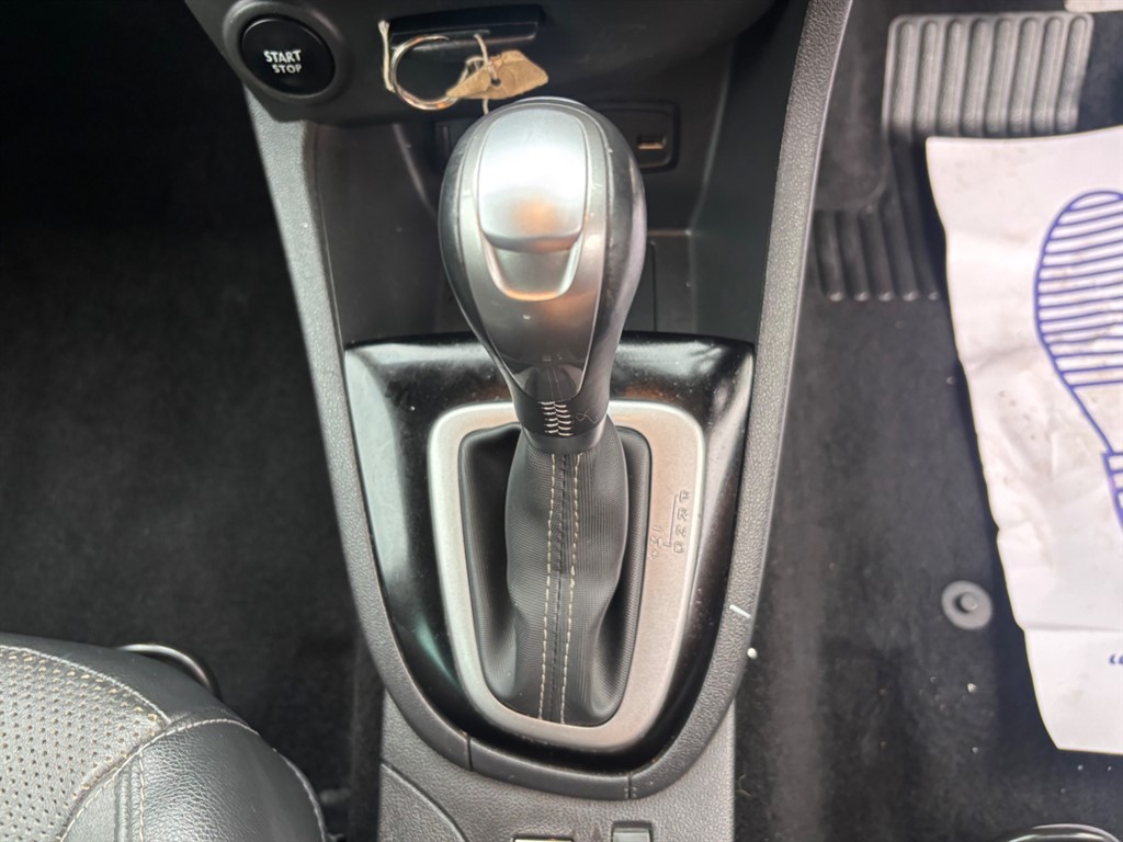 Used Renault Clio 2016 for sale - 76487683: Photo 3