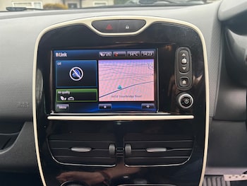 Used Renault Clio 2016 for sale - 76487683: Photo