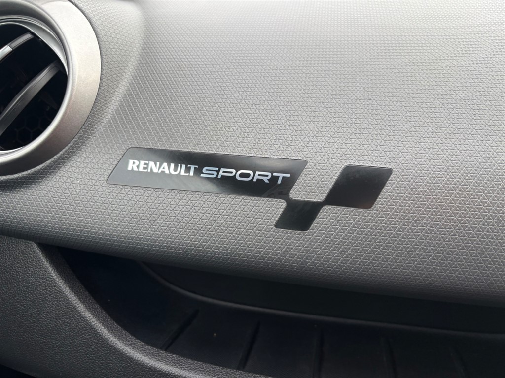 Used Renault Clio 2016 for sale - 76487683: Photo 8