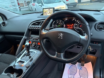 Used Peugeot 3008 2014 for sale - 76589976: Photo