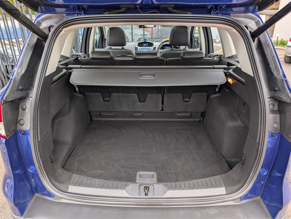 Used Ford Kuga 2015 for sale - 76241000: Photo 13