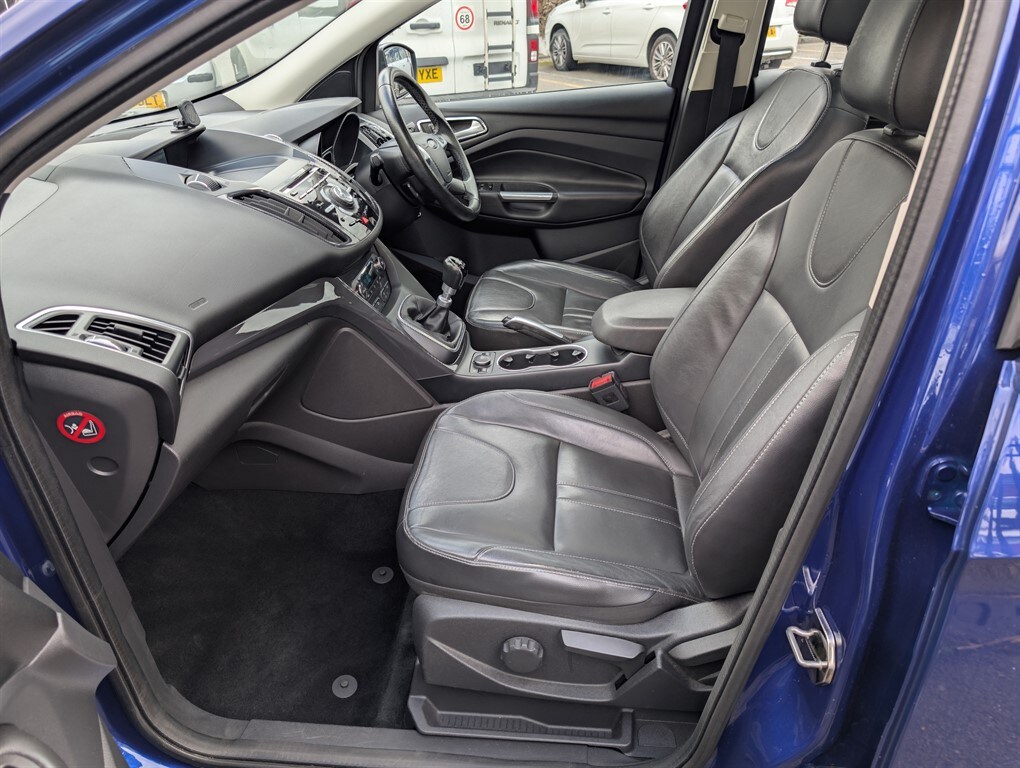 Used Ford Kuga 2015 for sale - 76241000: Photo 14