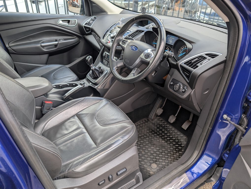 Used Ford Kuga 2015 for sale - 76241000: Photo 20