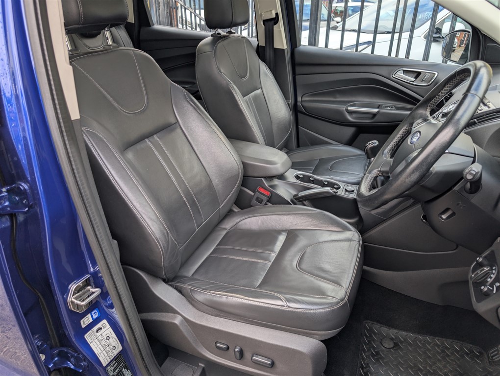 Used Ford Kuga 2015 for sale - 76241000: Photo 24