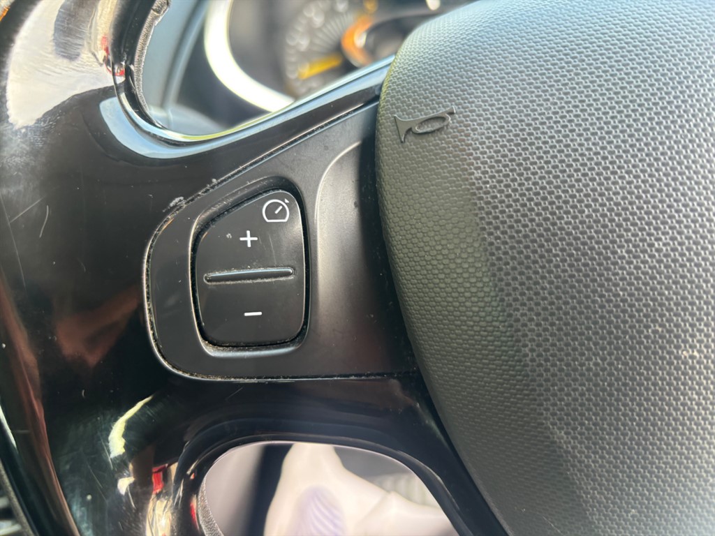 Used Renault Clio 2015 for sale - 76124896: Photo 13