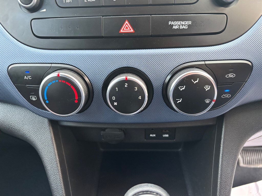 Used Hyundai i10 2014 for sale - 76390306: Photo 15