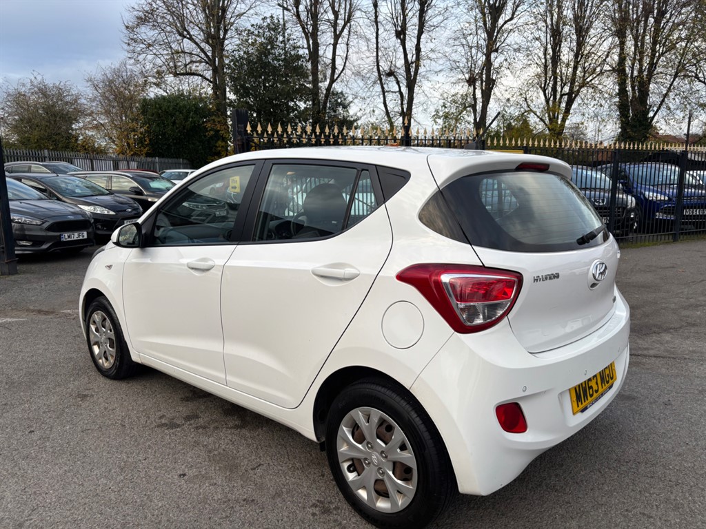 Used Hyundai i10 2014 for sale - 76390306: Photo 18