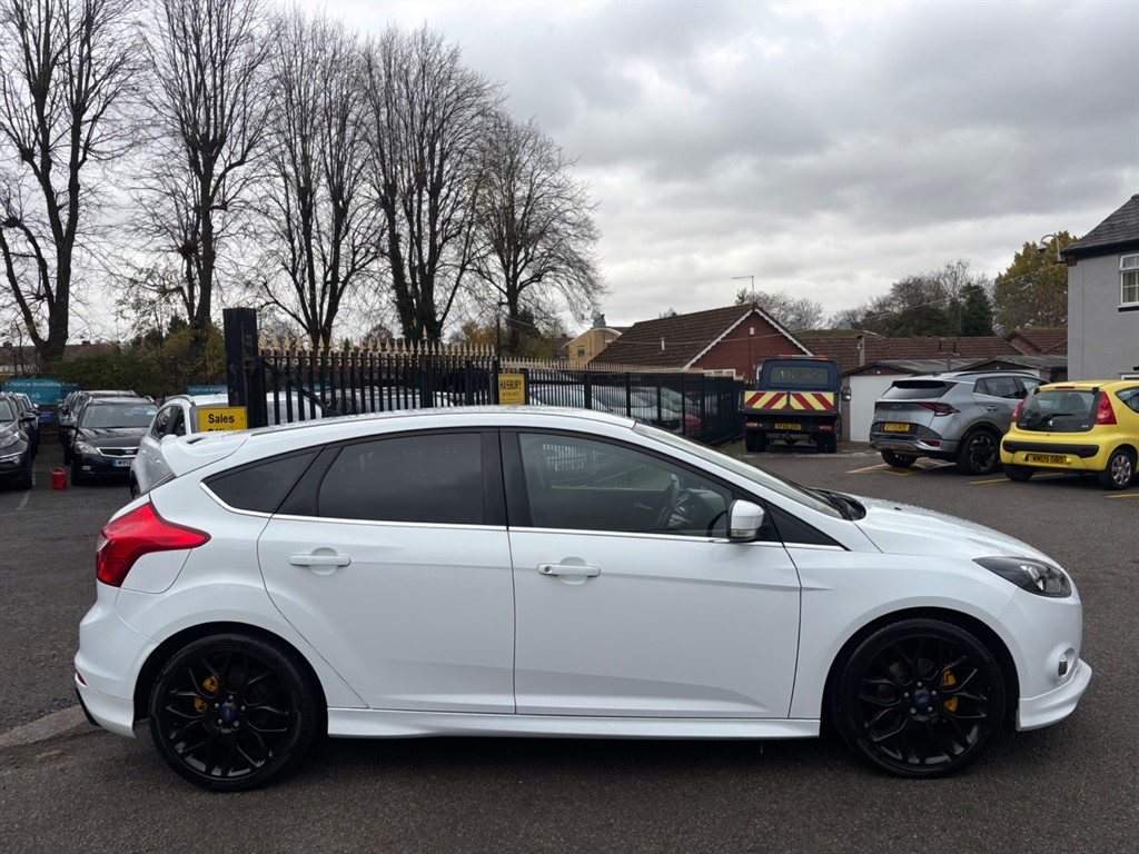 Used Ford Focus 2014 for sale - 76466631: Photo 4