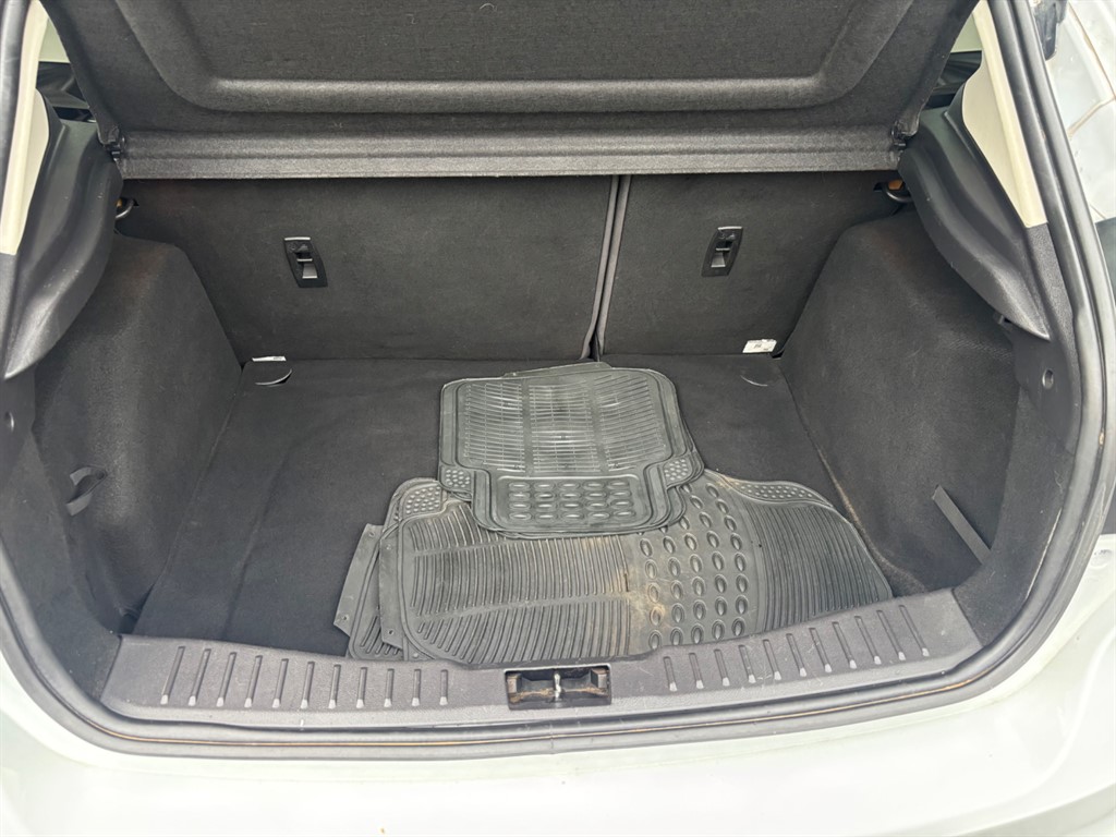 Used Ford Focus 2014 for sale - 76466631: Photo 5