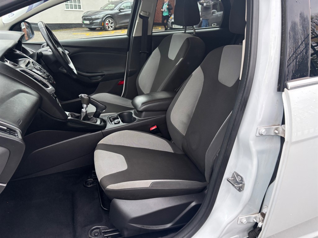 Used Ford Focus 2014 for sale - 76466631: Photo 9