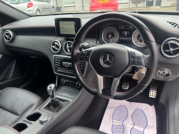 Used Mercedes-Benz A-Class 2015 for sale - 75641376: Photo