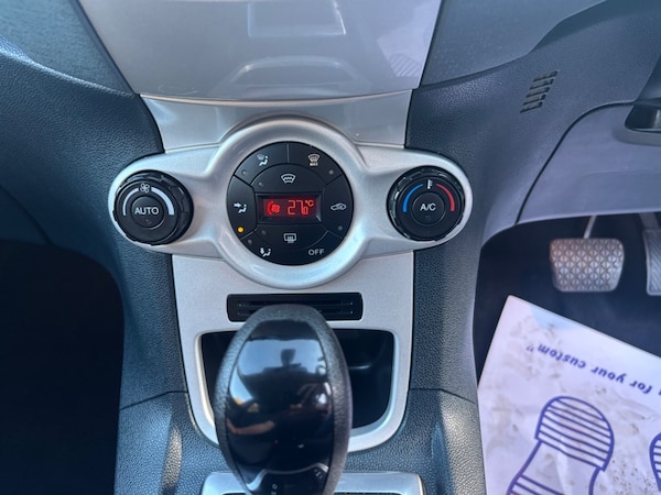 Used Ford Fiesta 2010 for sale - 76240995: Photo 15