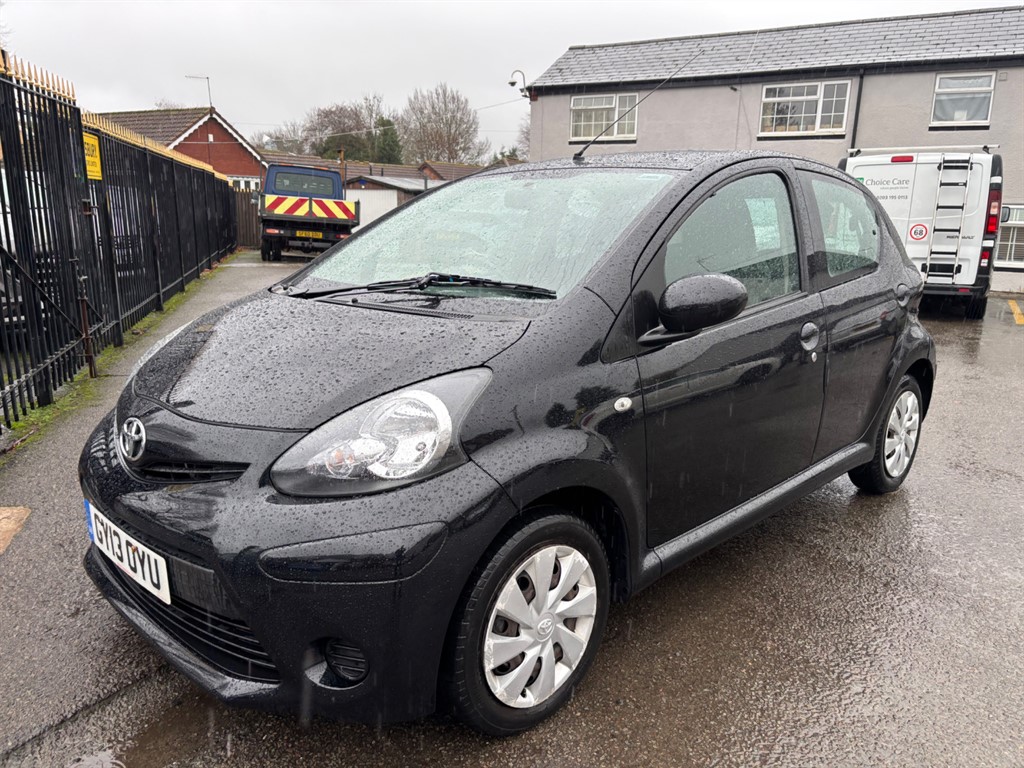 Used Toyota AYGO 2013 for sale - 76664647: Photo 12