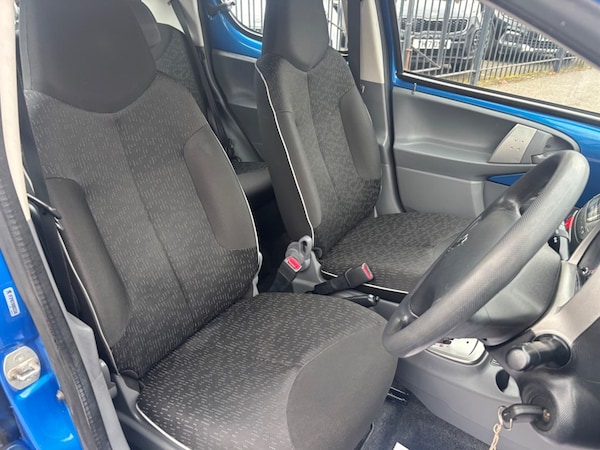 Used Peugeot 107 2011 for sale - 76229522: Photo 11