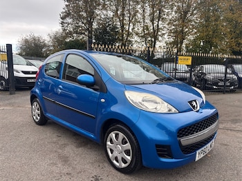 Peugeot - 107