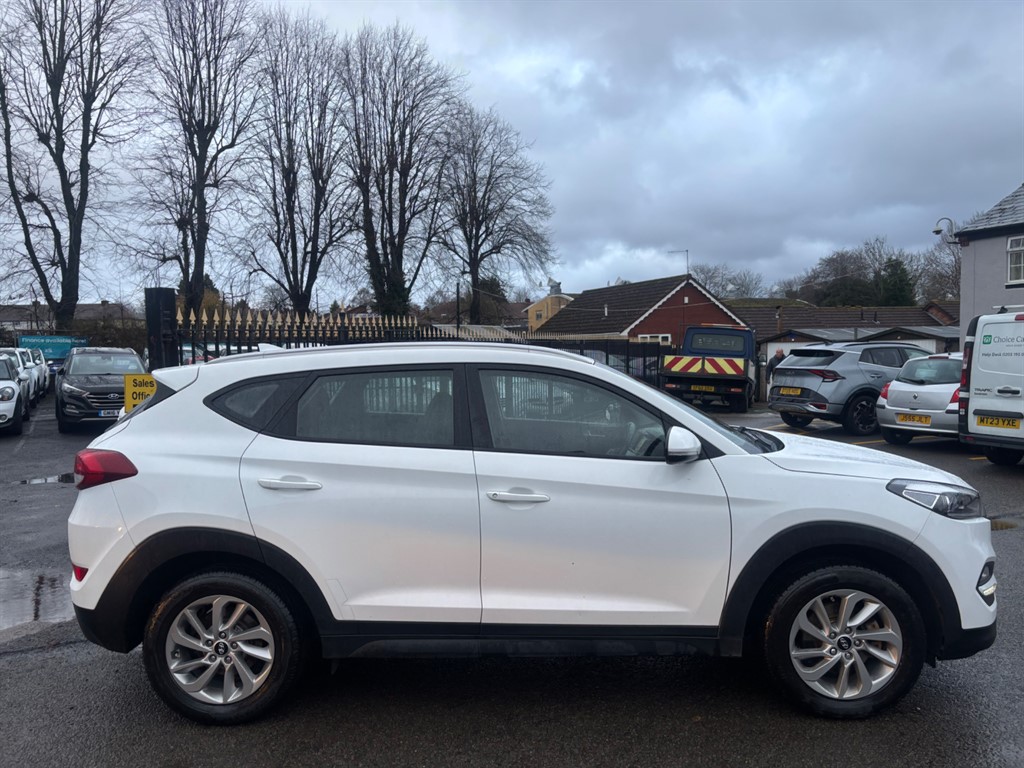 Used Hyundai TUCSON 2017 for sale - 76889064: Photo 16