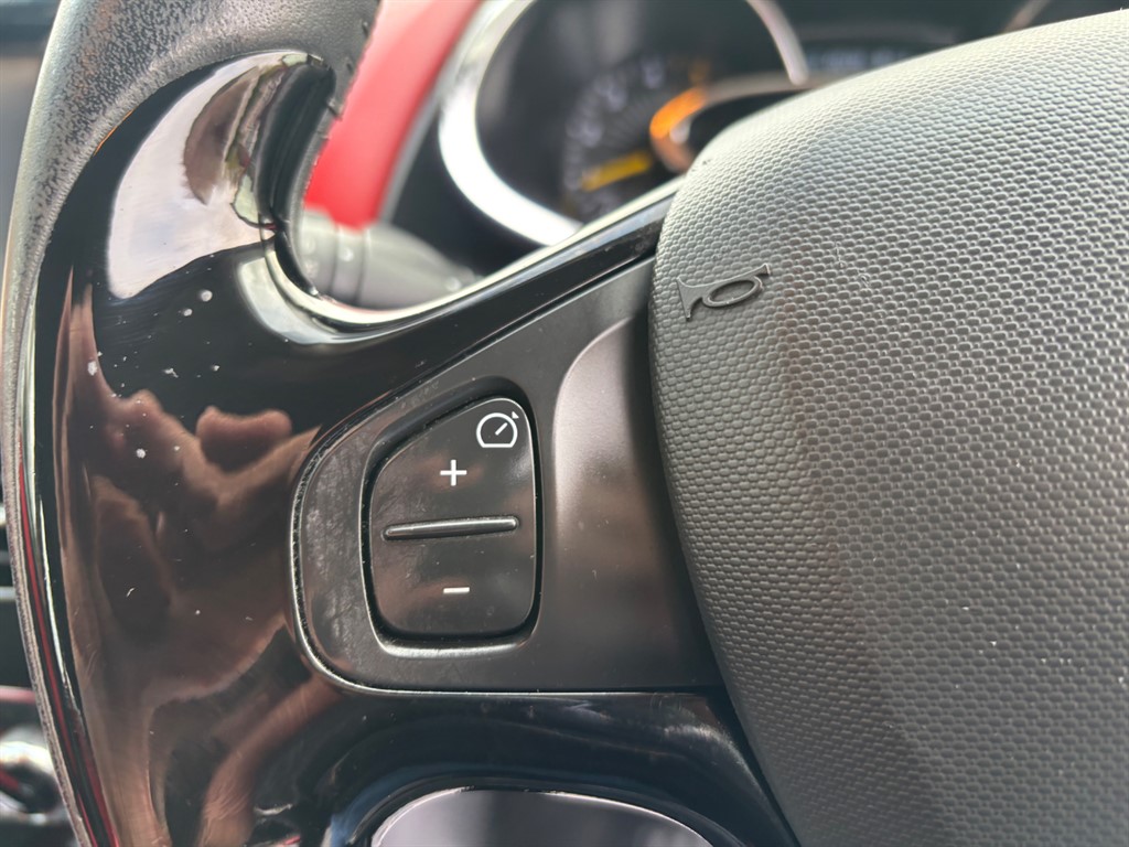 Used Renault Clio 2014 for sale - 76901739: Photo 12