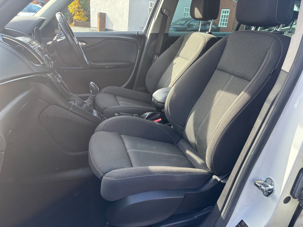 Used Vauxhall Zafira 2015 for sale - 76390314: Photo 14