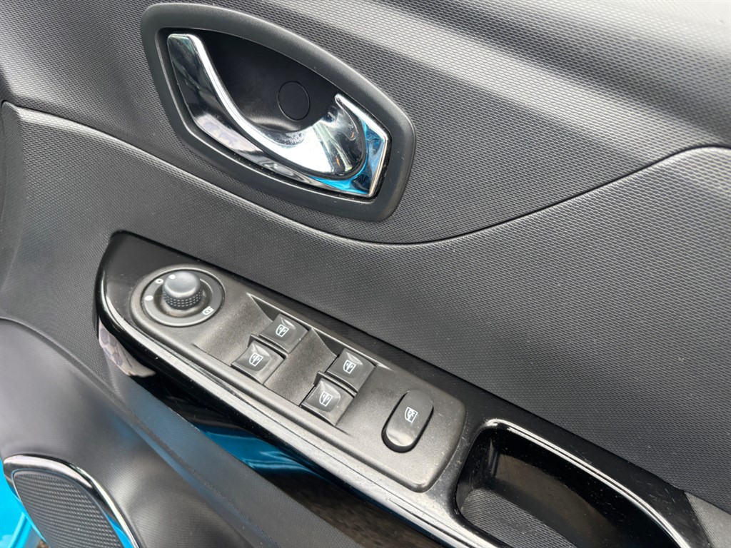 Used Renault Captur 2014 for sale - 76480032: Photo 11