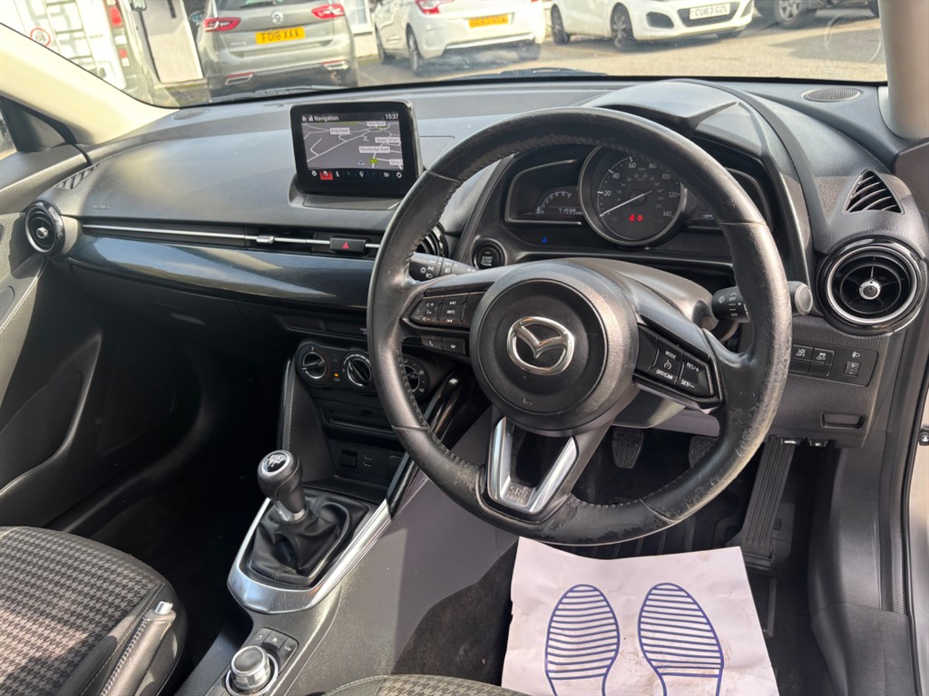 Used Mazda Mazda2 2017 for sale - 76015336: Photo 2