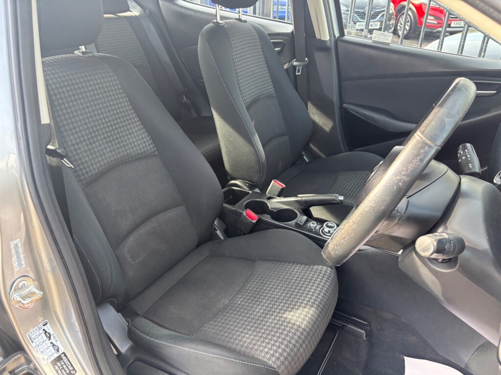 Used Mazda Mazda2 2017 for sale - 76015336: Photo 9