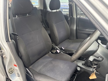 Used Suzuki Ignis 2005 for sale - 76161674: Photo 3