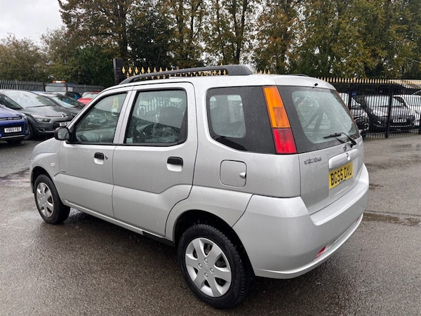 Used Suzuki Ignis 2005 for sale - 76161674: Photo 8