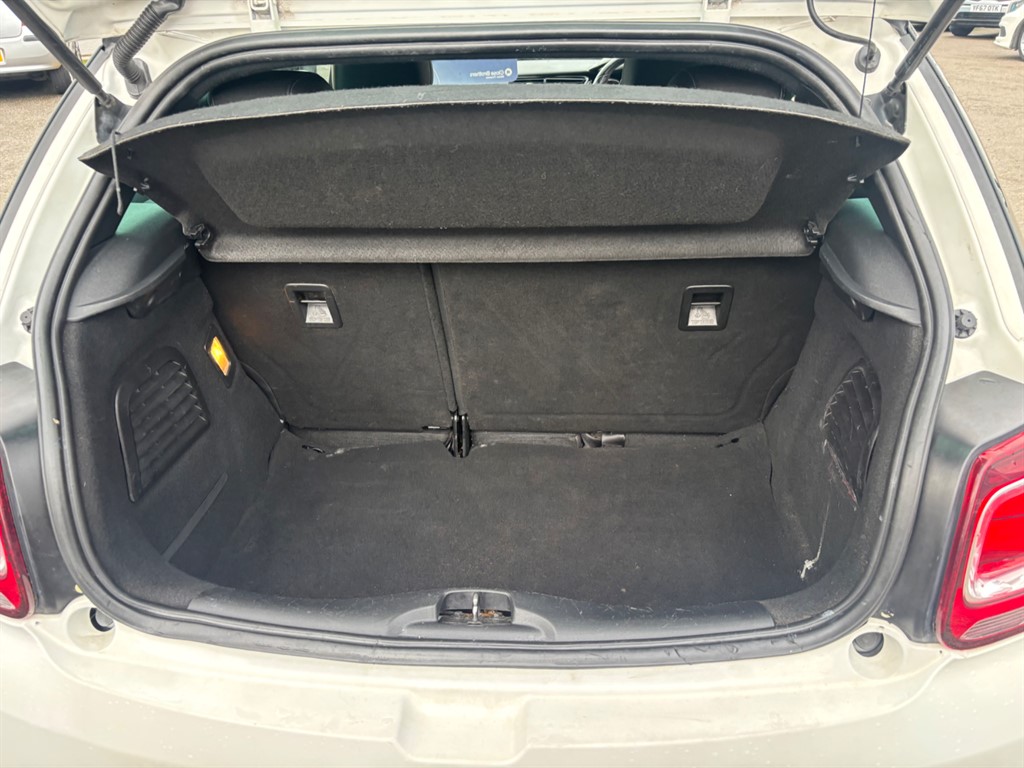 Used Citroen DS3 2014 for sale - 76480023: Photo 17