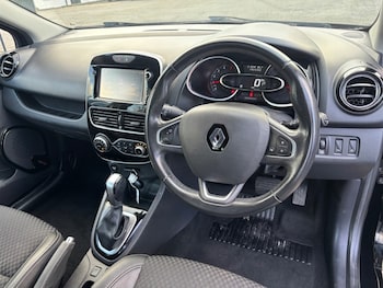 Used Renault Clio 2017 for sale - 76575303: Photo
