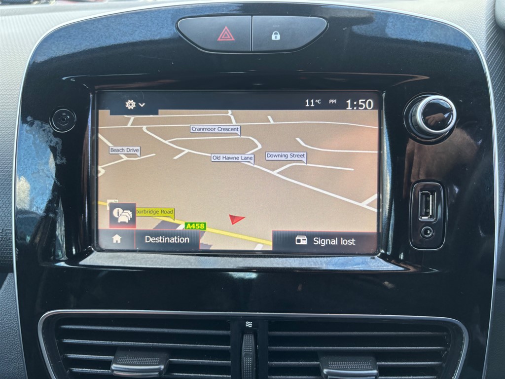 Used Renault Clio 2017 for sale - 76575303: Photo 4