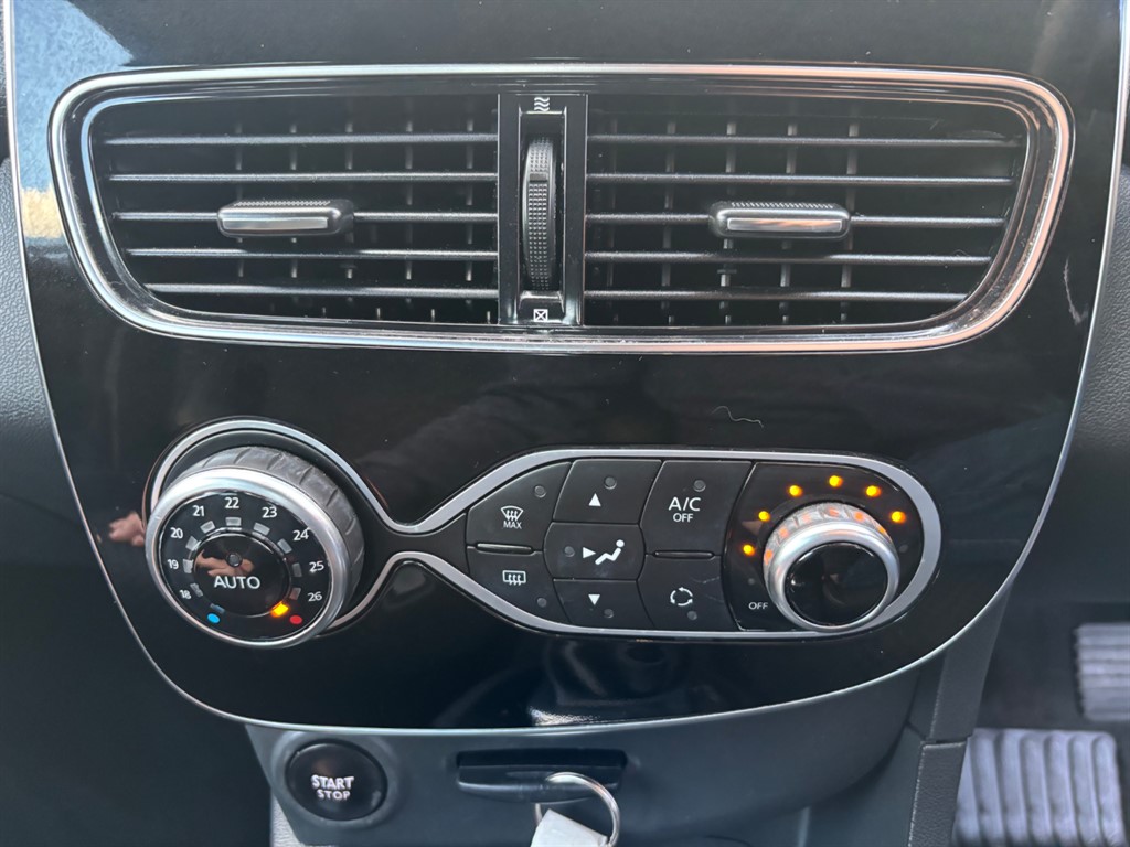 Used Renault Clio 2017 for sale - 76575303: Photo 6