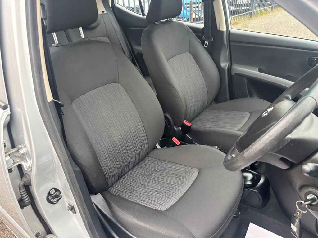 Used Hyundai i10 2012 for sale - 76271757: Photo 14