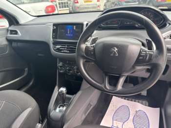 Used Peugeot 208 2014 for sale - 74883425: Photo