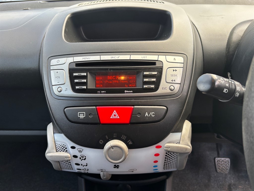 Used Peugeot 107 2013 for sale - 76568185: Photo 11