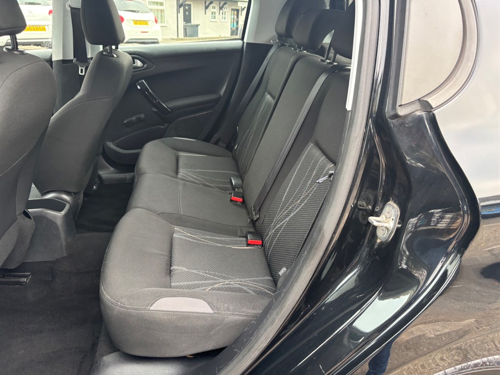 Used Peugeot 208 2013 for sale - 76466644: Photo 11