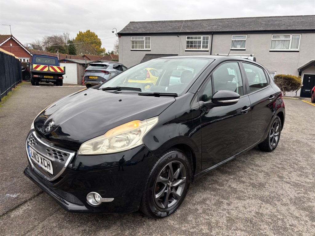 Used Peugeot 208 2013 for sale - 76466644: Photo 14