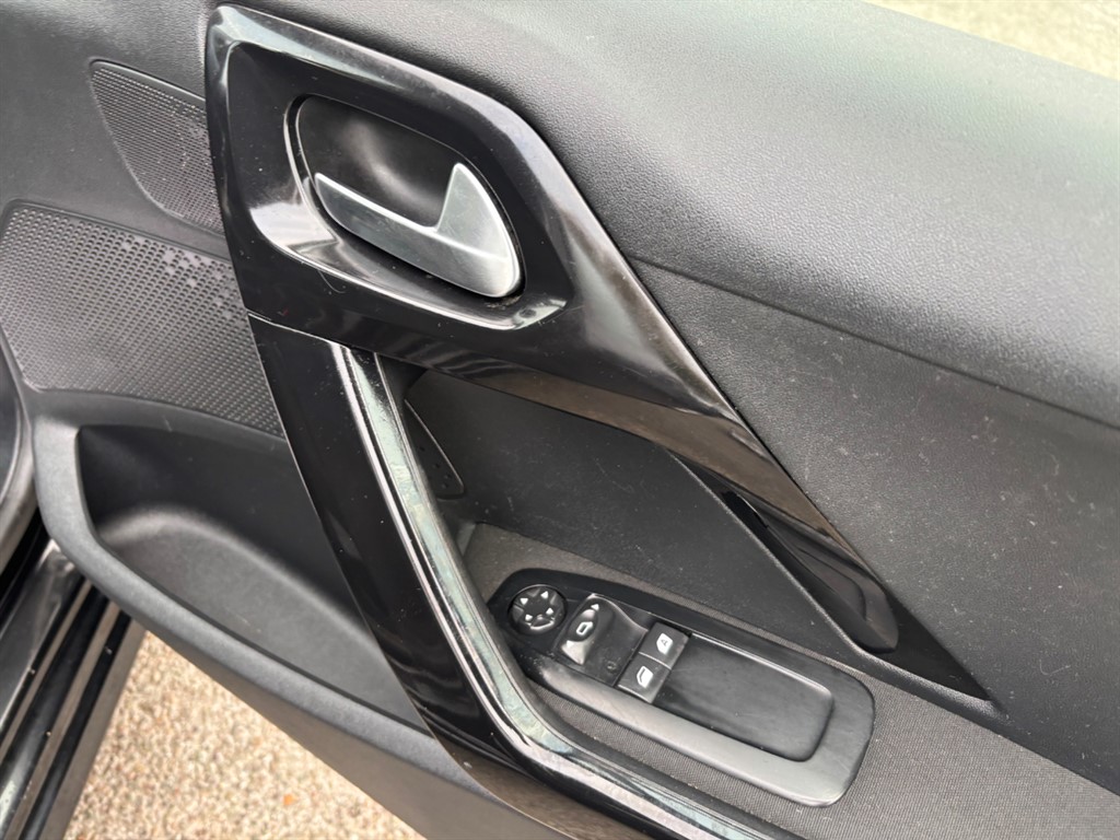 Used Peugeot 208 2013 for sale - 76466644: Photo 18