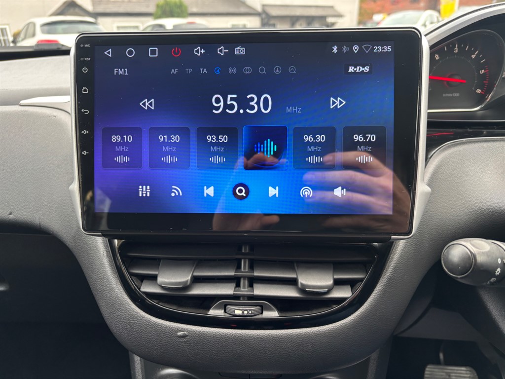 Used Peugeot 208 2013 for sale - 76466644: Photo 6