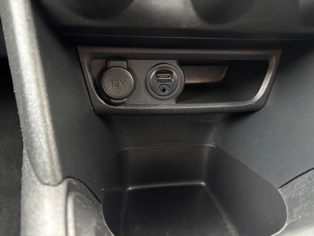 Used Peugeot 208 2013 for sale - 76466644: Photo 7