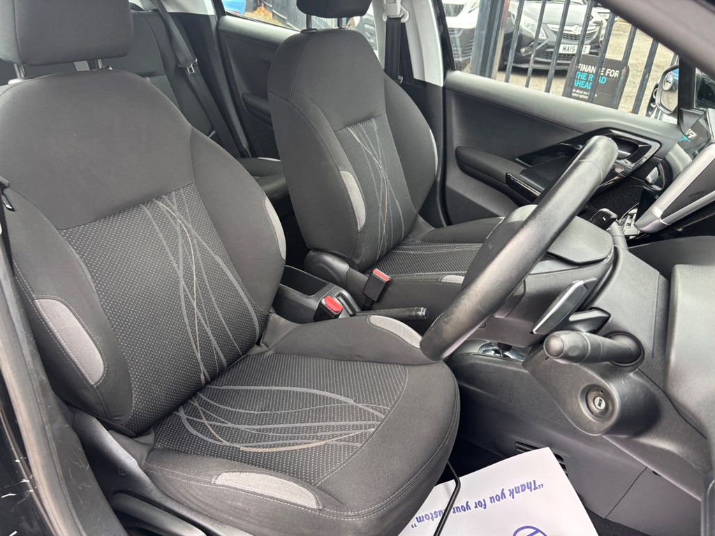 Used Peugeot 208 2013 for sale - 76466644: Photo 8